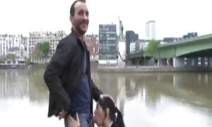 ਵਿਲੀਅਮ ਥਰੋਟ, ਡੂੰਘੇ ਗ ...
