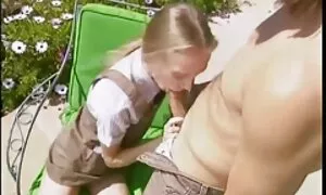 ਪਤਲੀ ਨੌਜਵਾਨ ਚੂਤ ਨਾਲ  ...